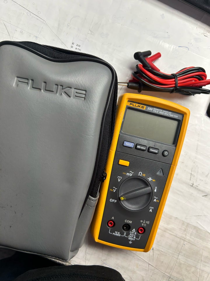 Multitester, Fluke 233 multimeter