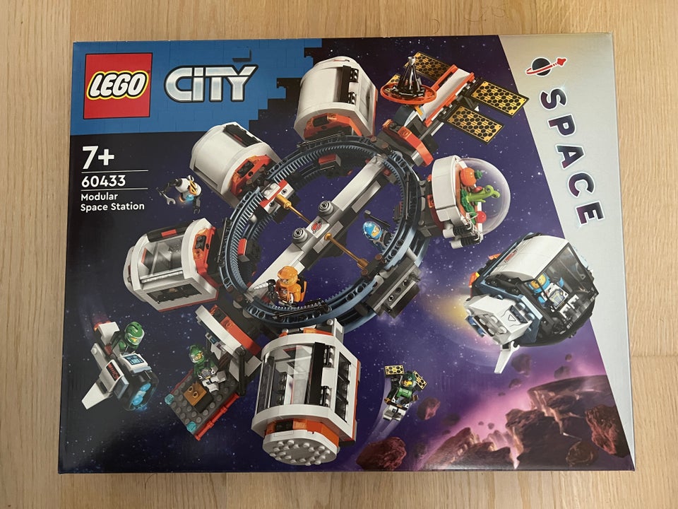 Lego City, LEGO City Modular Space