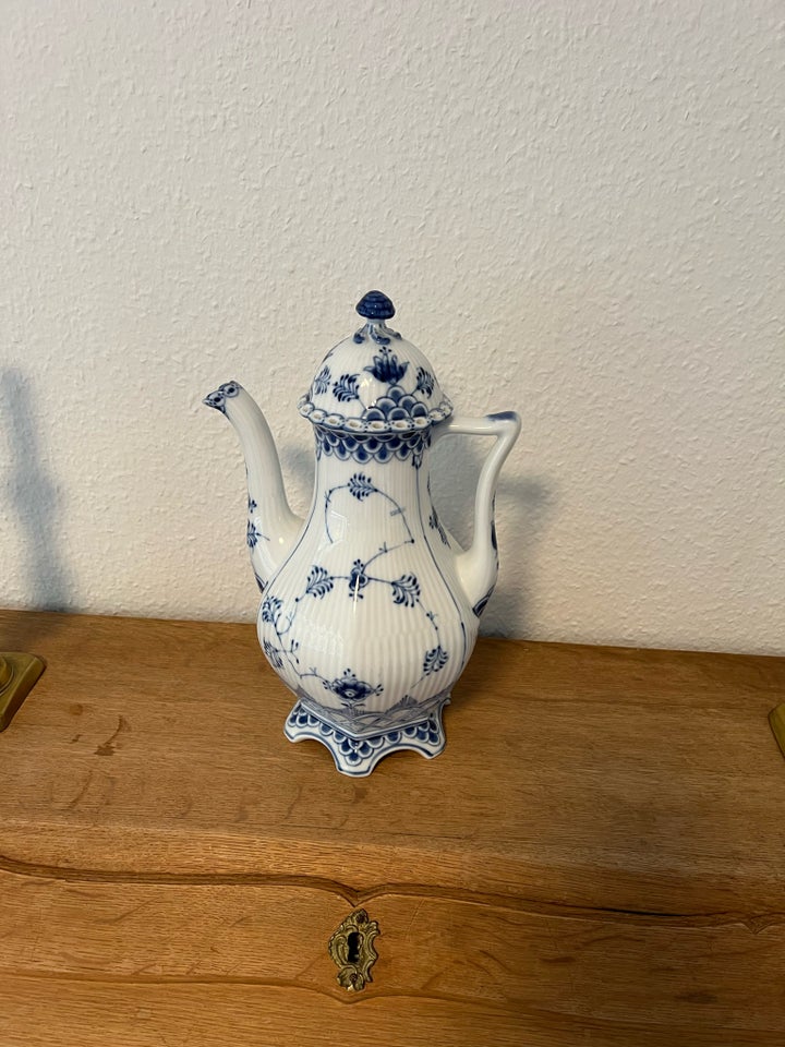 Porcelæn, Kaffekande, Royal