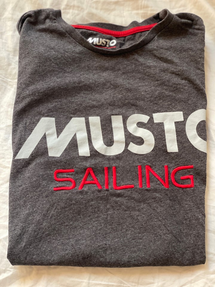 T-shirt , Musto