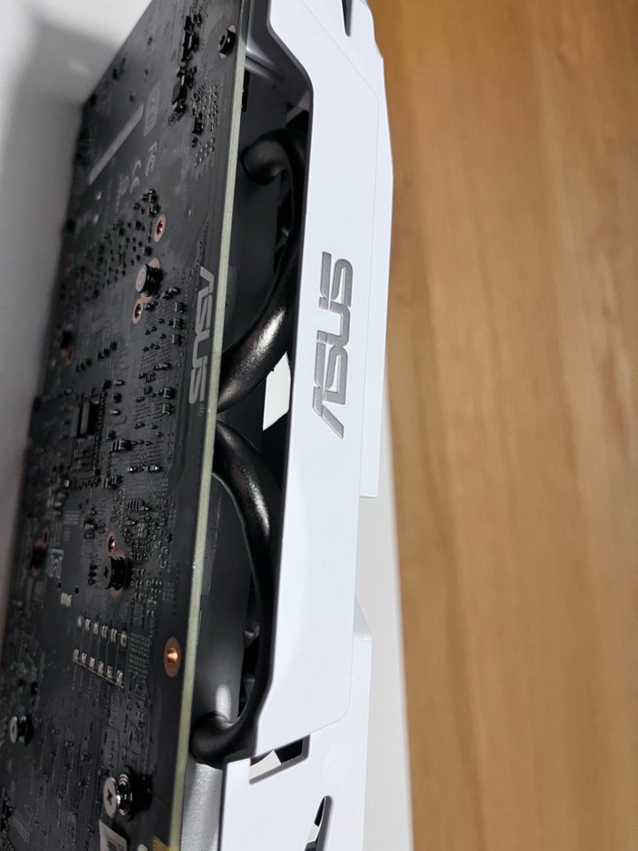 GeForce 1070 Oc Adus, 8Gb GB RAM, God