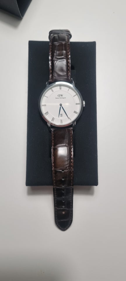 Herreur, Daniel Wellington