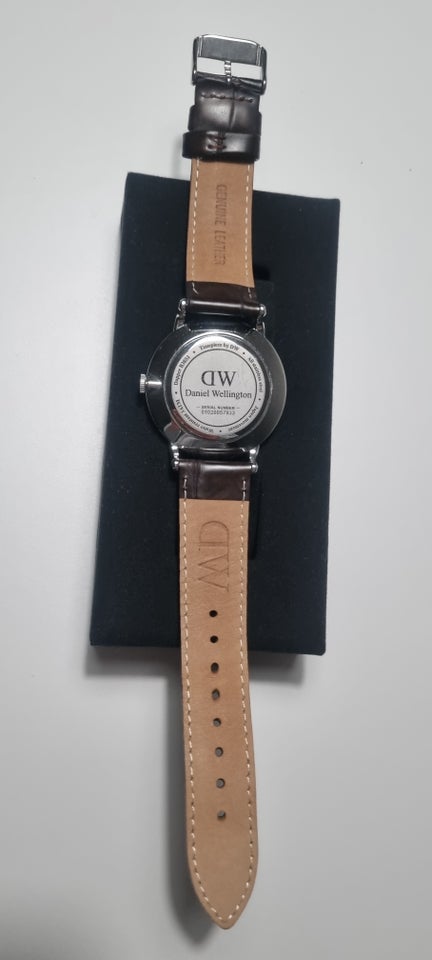 Herreur, Daniel Wellington