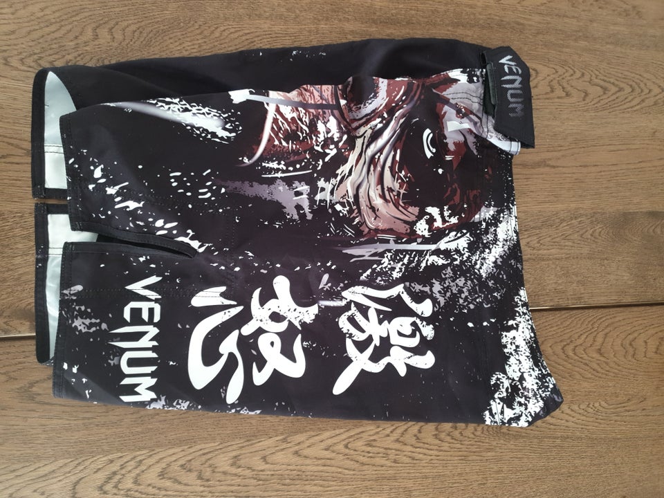 Andet MMA shorts Venum