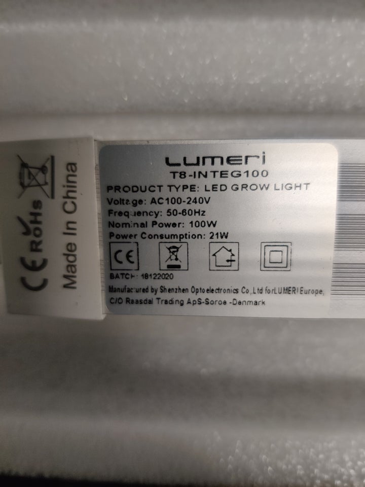 Lumeri Gro lampe, Led