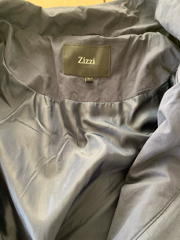 Trenchcoat, str. 42, Zizzi