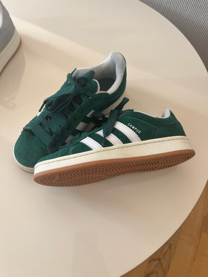 Sneakers, str. 38,5, Adidas