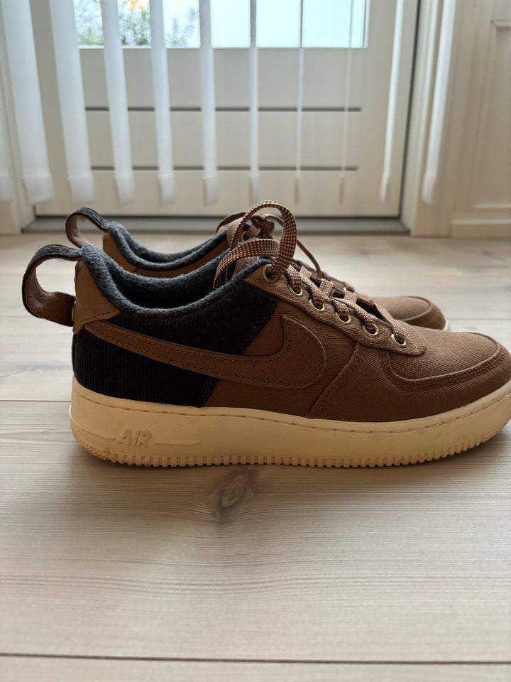 Sneakers, str. 39, Nike x Carhartt