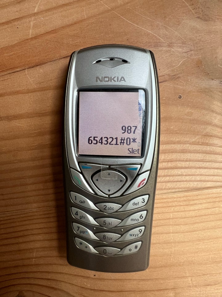 Nokia 6100