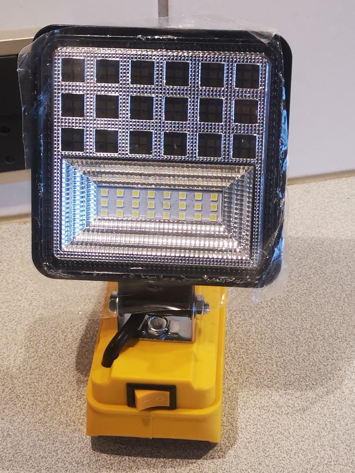 Arbejdslamper, Dewalt oem