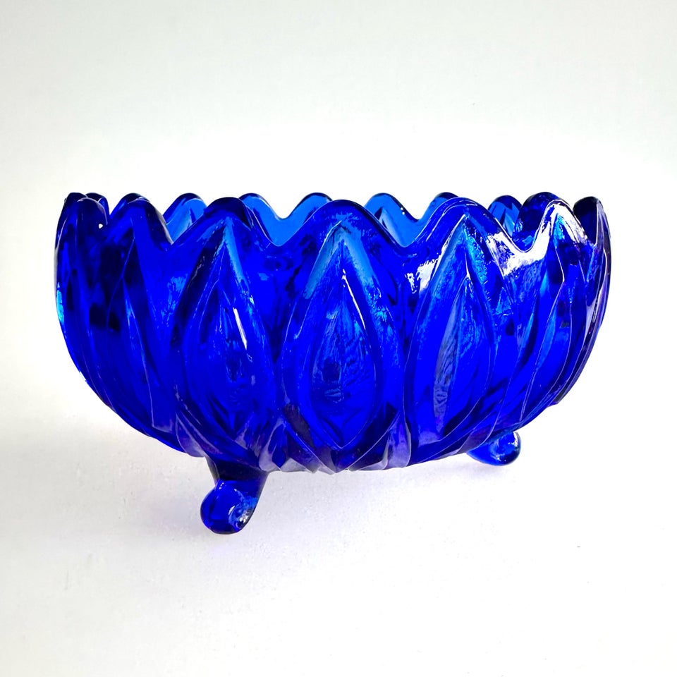 Koboltblå skål af presset glas 