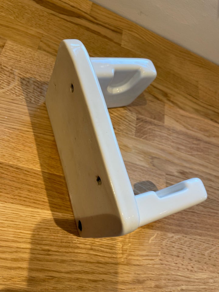 Toiletrulleholder, Ukendt