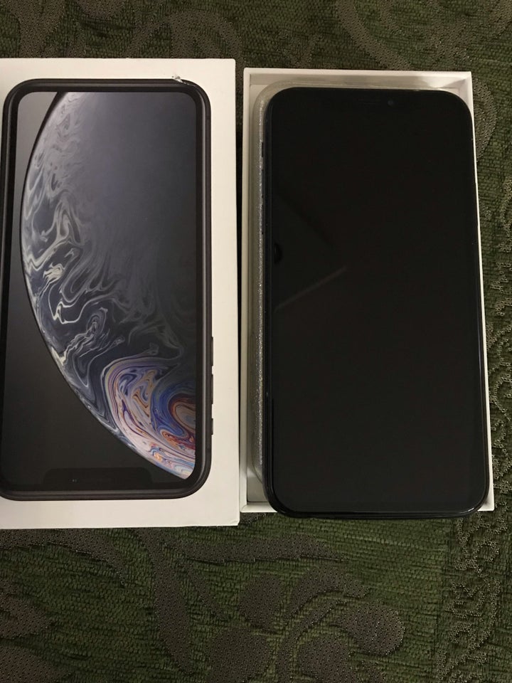 iPhone XR, 256 GB, sort