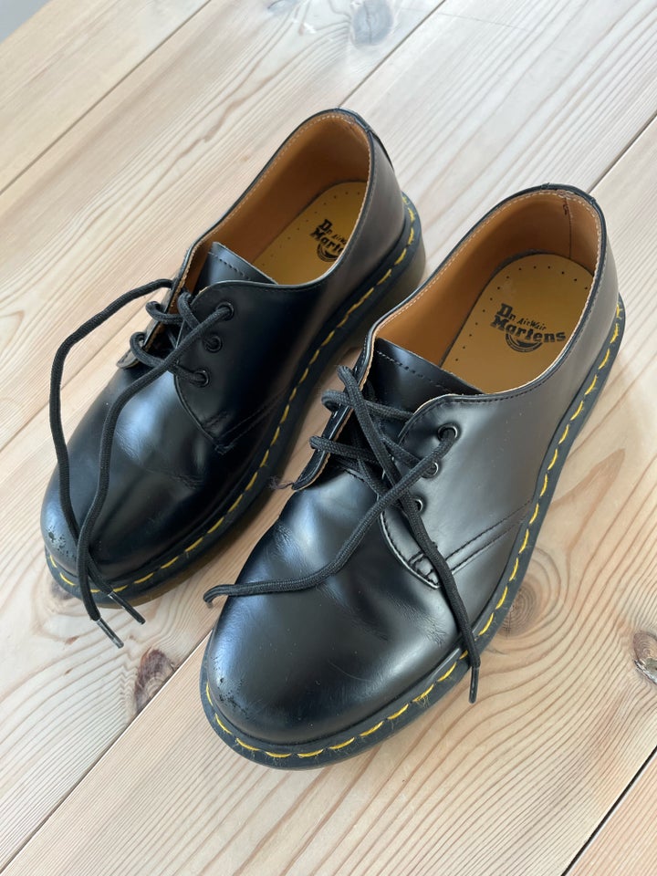 Fritidssko, Dr Martens, str. 38