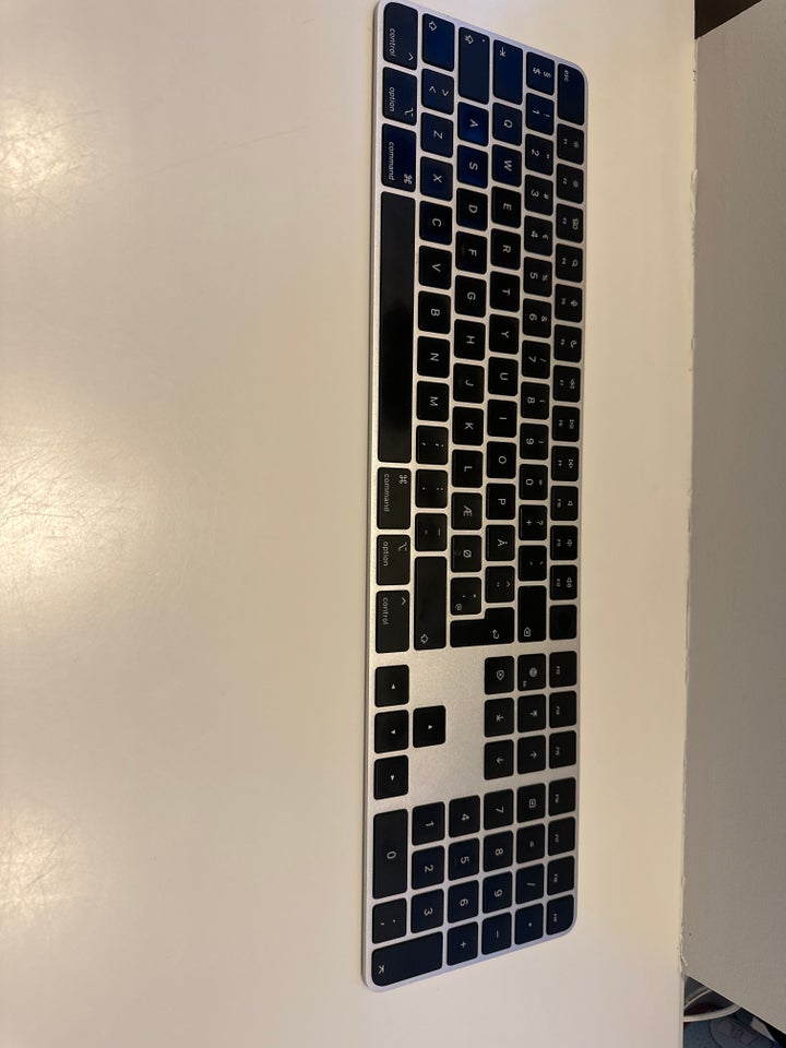 Keyboard, Apple Magic Keyboard