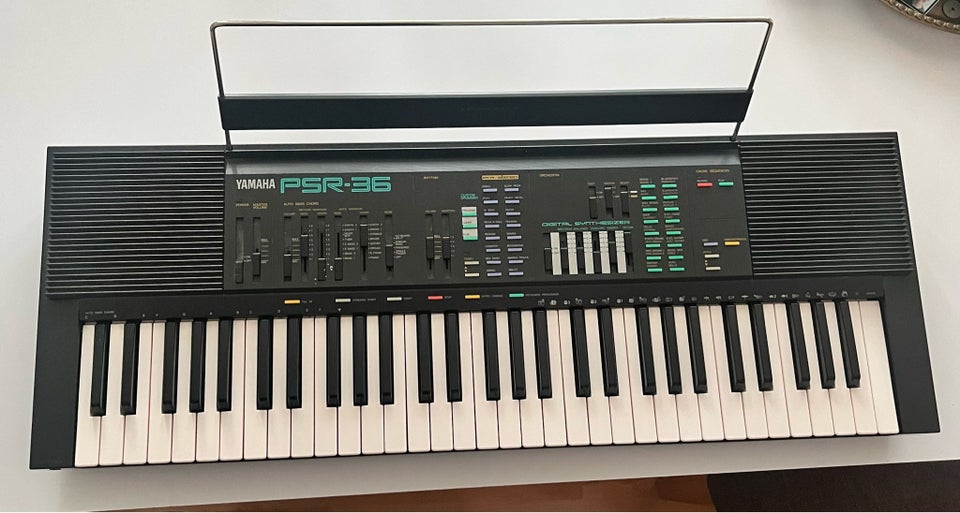 Synthesizer, Yamaha PSR-36