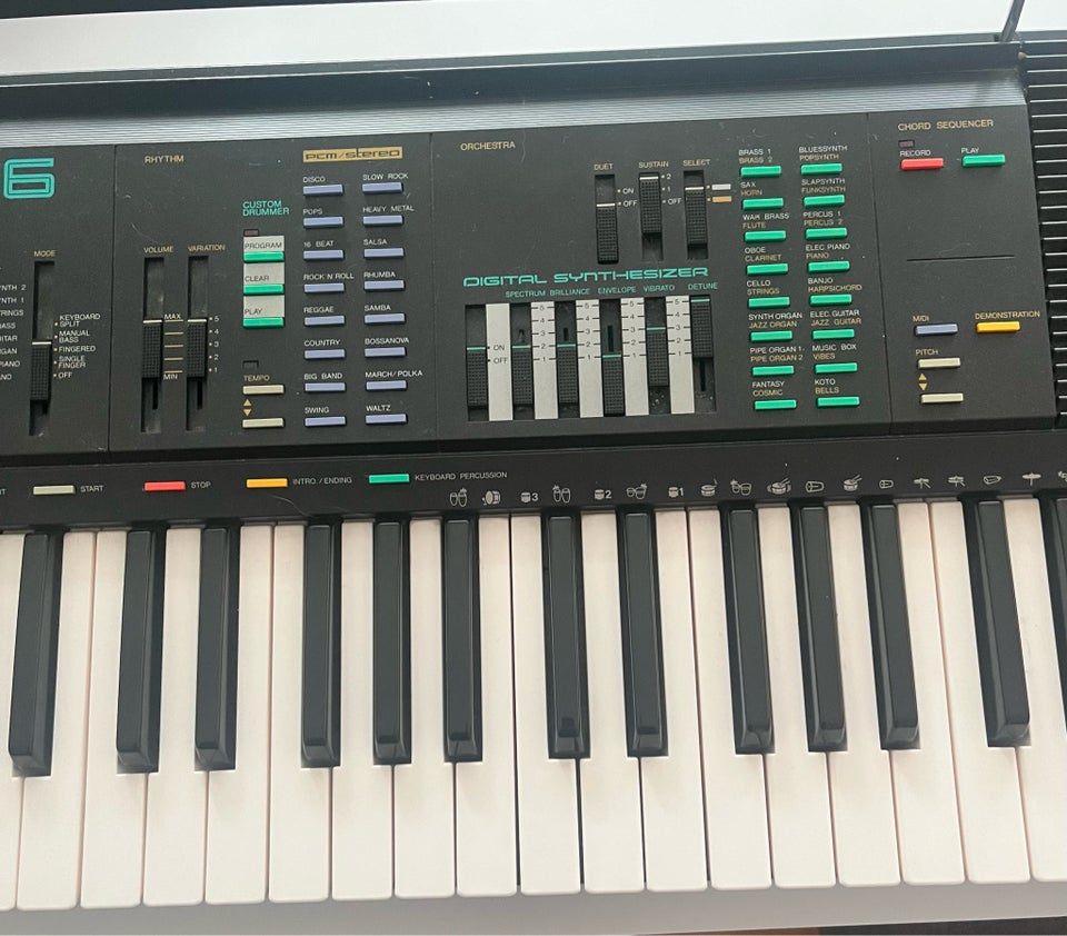 Synthesizer, Yamaha PSR-36