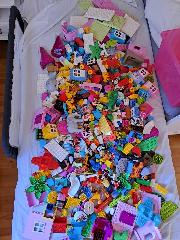 Lego Duplo, Samling