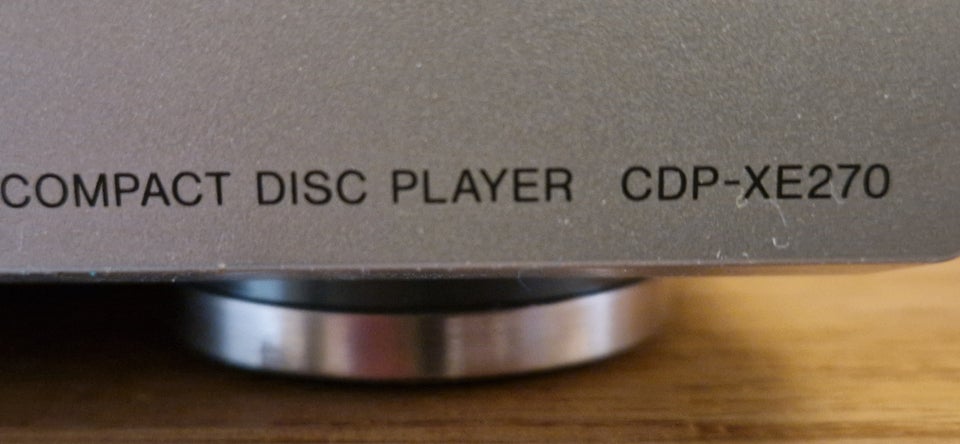 CD afspiller, Sony, CDP-XE270