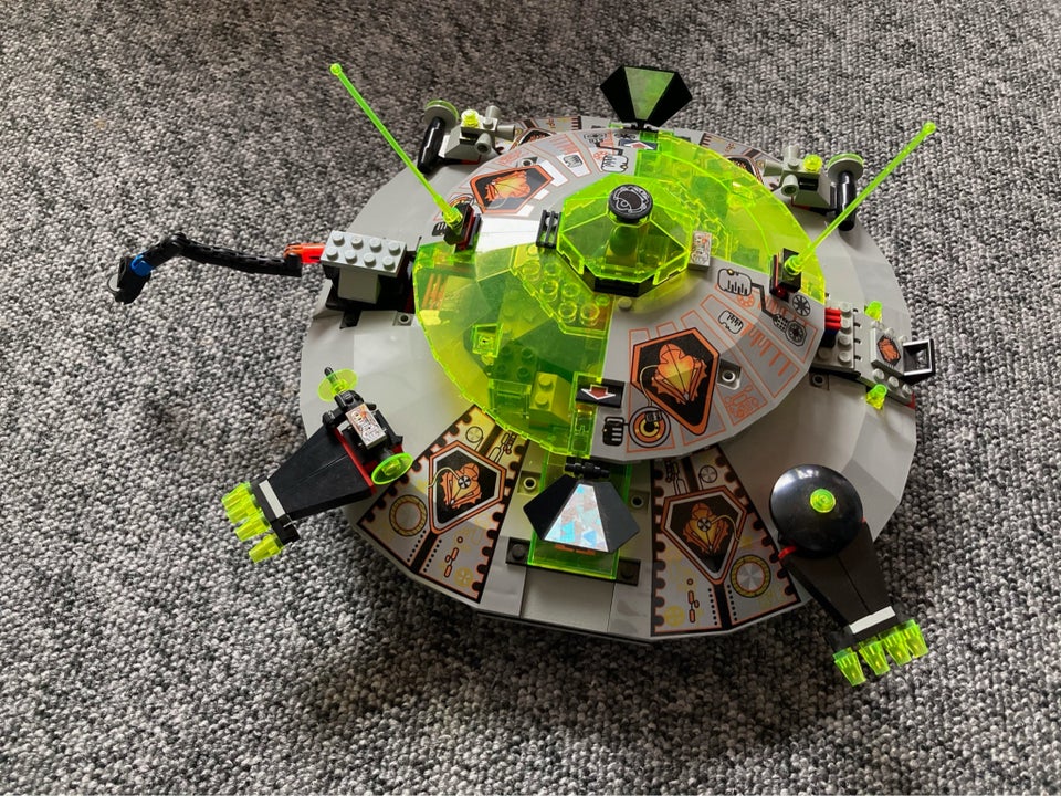 Lego Space 6975