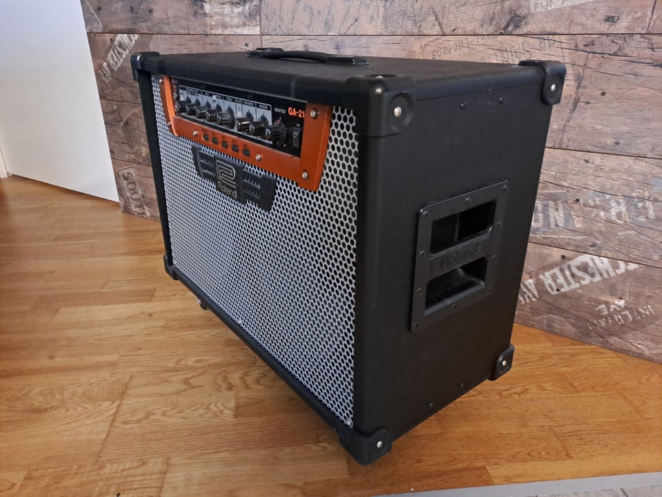 Guitarcombo, Roland GA-212, 200 W