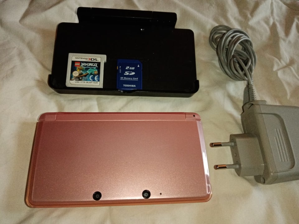 Nintendo DS Lite, 3 DS, God