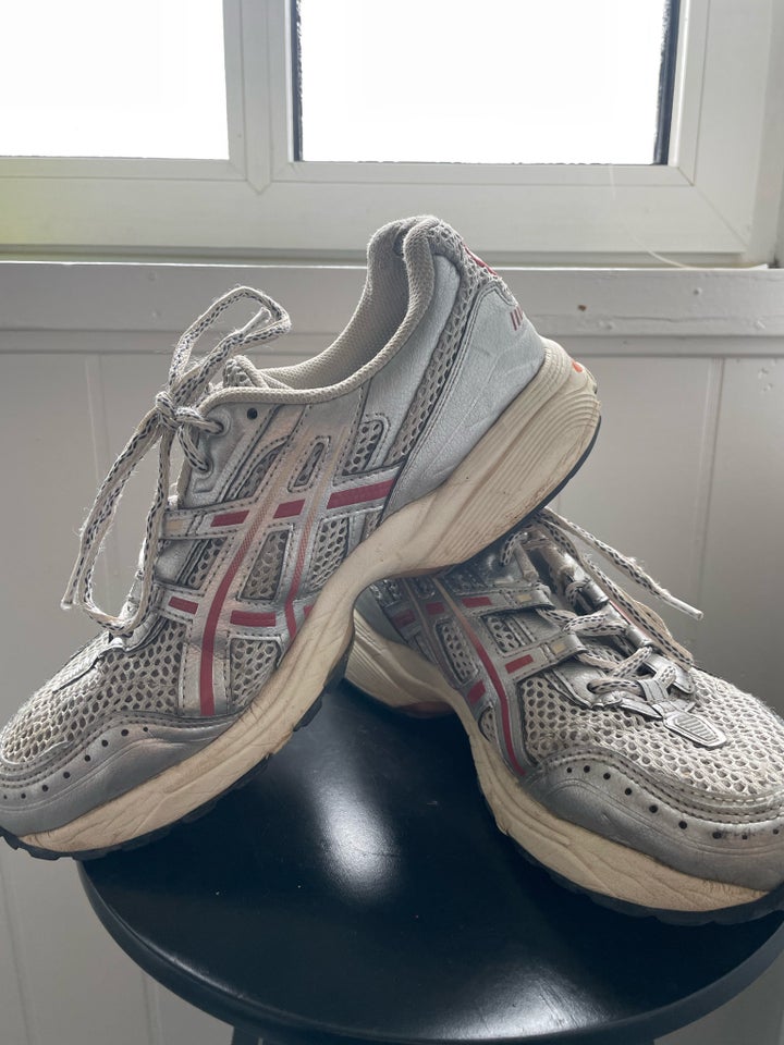 Sneakers, str. 40,5, Asics