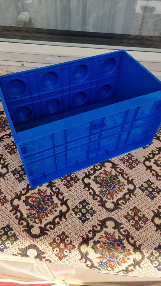 Hylde LEGO BRICK SHELF