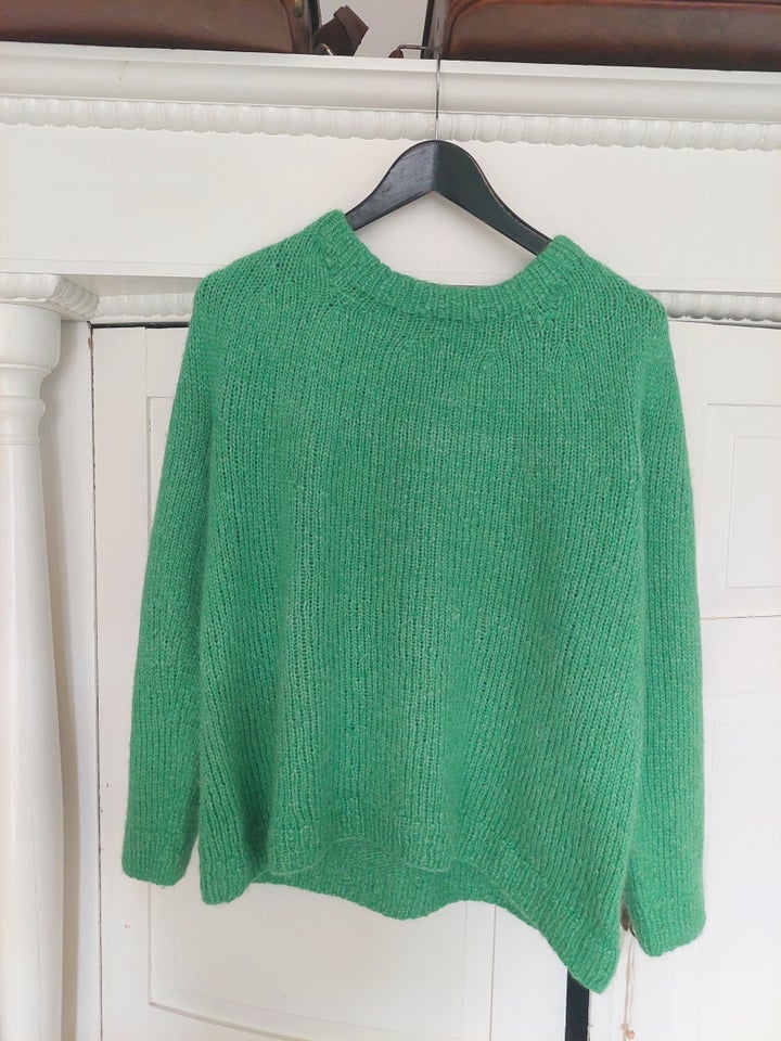 Sweater Hjemmestrik str 42