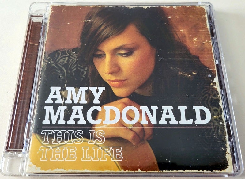 Amy Macdonald: This is the life,