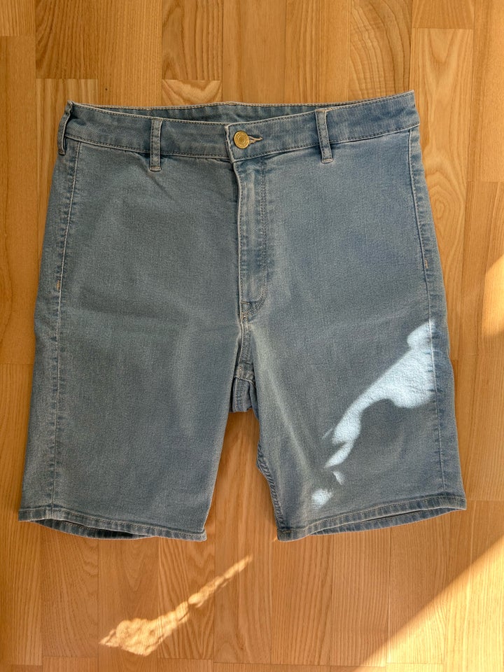 Shorts HM str 40