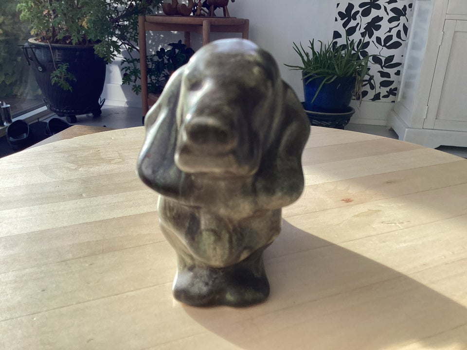 Johgus Basset hund, Johgus nr 578