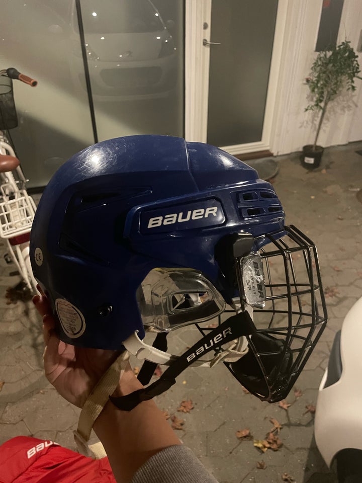 Ishockeyudstyr, Bauer, str. M