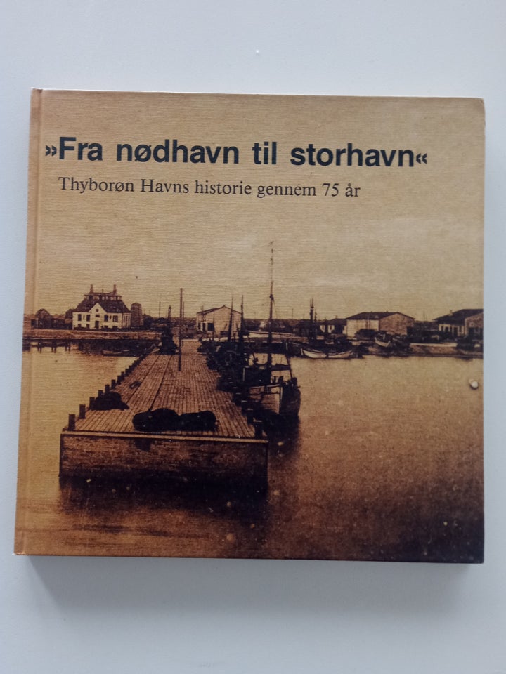 Fra nødhavn til storhavn, emne: