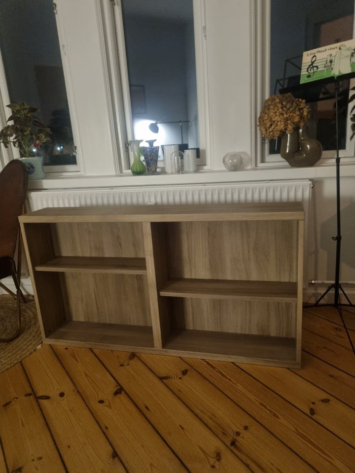 Vægreol IKEA b: 120 d: 20 h: 64