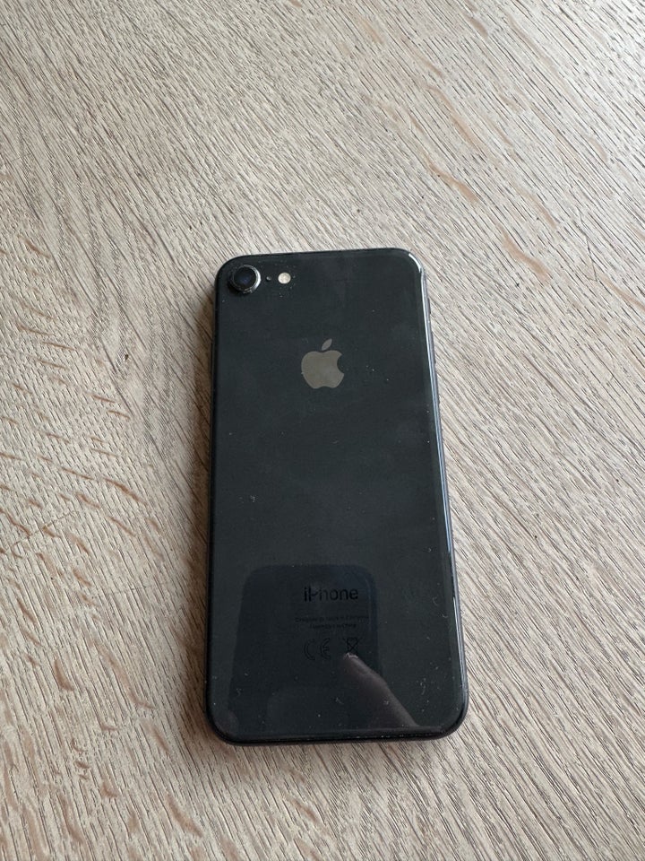 iPhone 8, 128 GB, sort