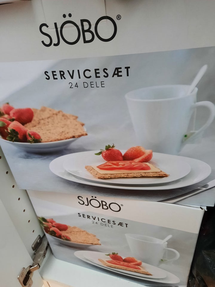 Porcelæn service til 6 personer