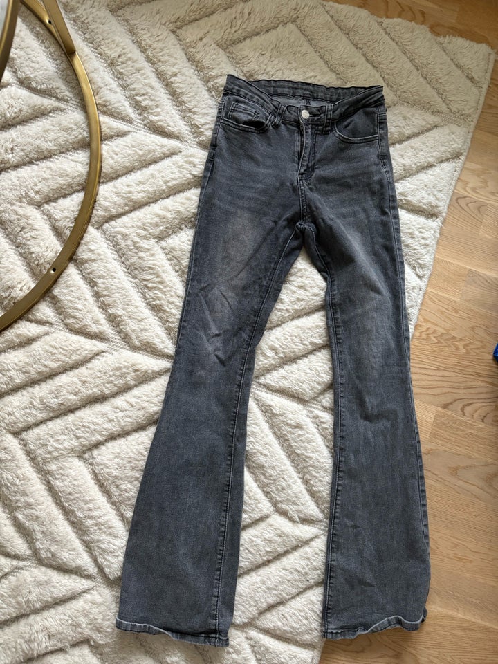 Jeans, Lop, str. 36