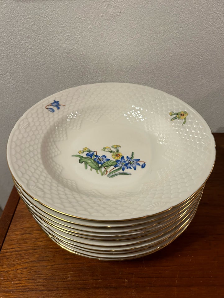 Porcelæn, Stor dyb tallerken njal