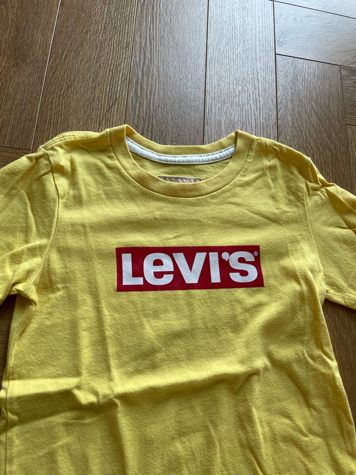 T-shirt, T-shirt, Levis