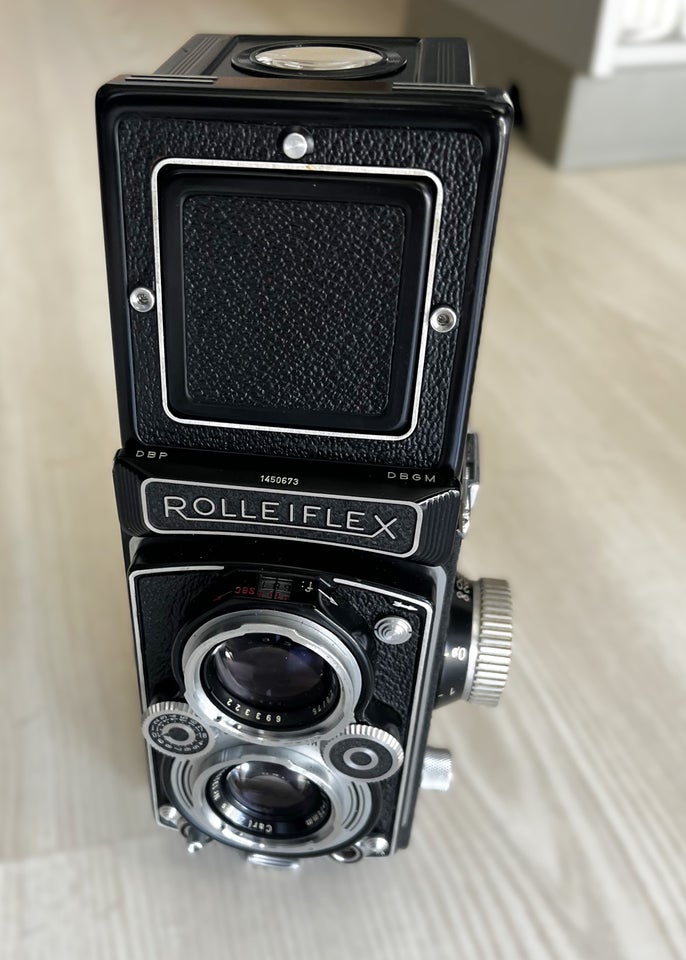 Rolleiflex, 3.5 MX-EVS, God