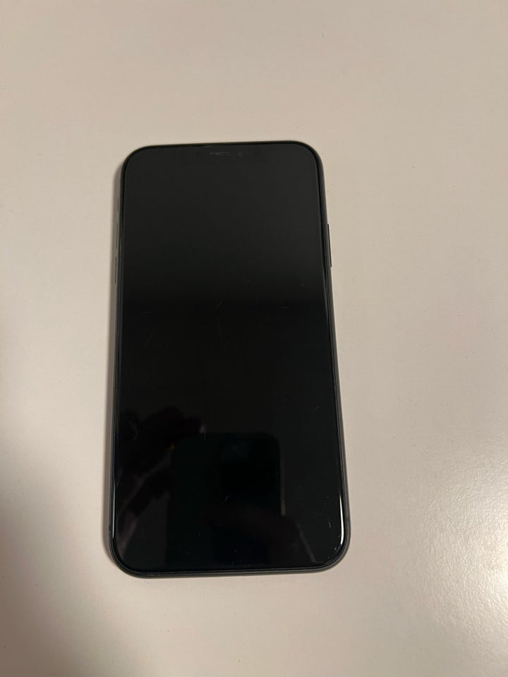 iPhone 11, 64 GB, sort