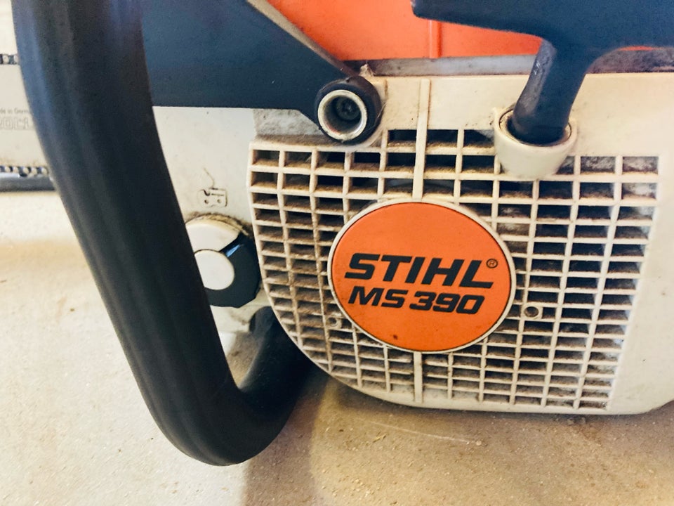 Motorsav, Stihl 390