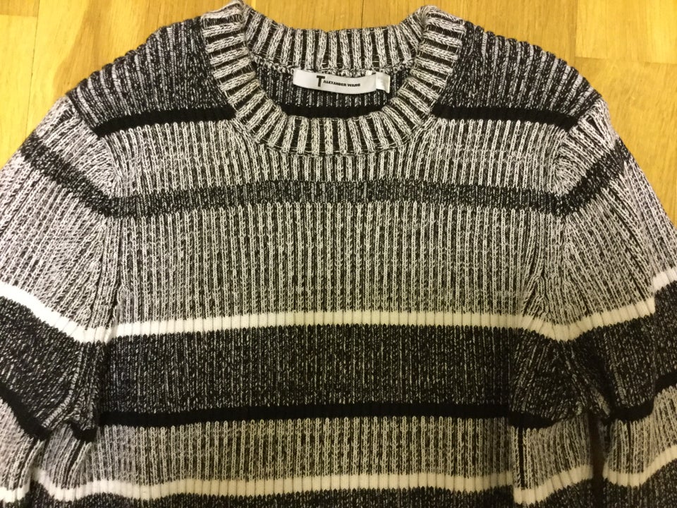 Sweater, Alexander Wang, str. 40