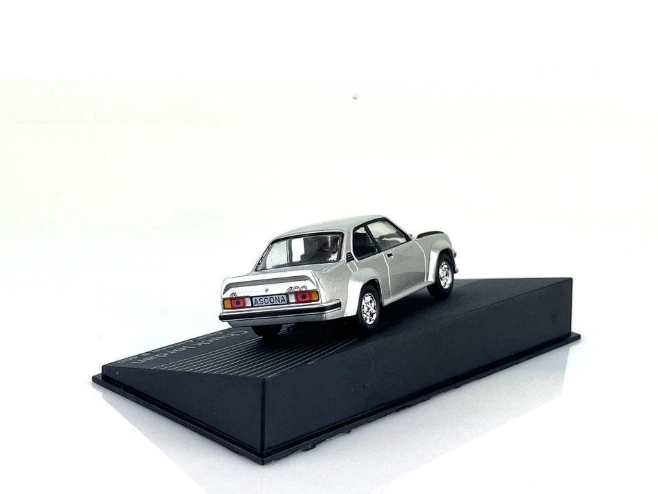 Modelbil Opel Ascona B400