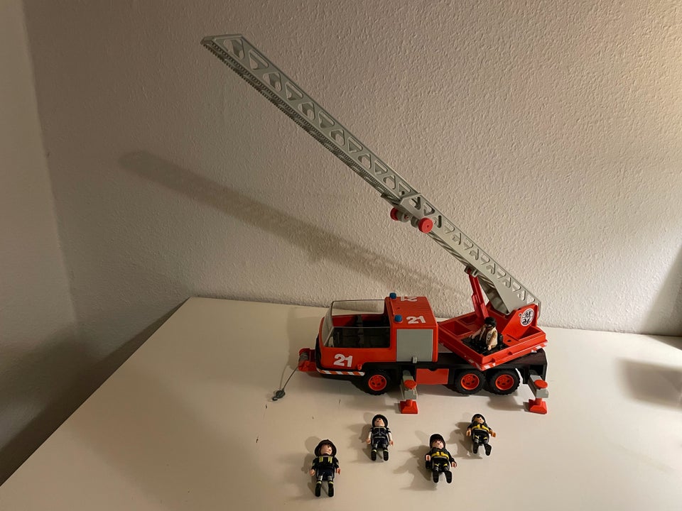 Brandbil stigevogn, Playmobil