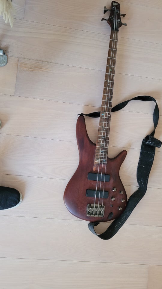 Elbas, Ibanez SR 500 BM