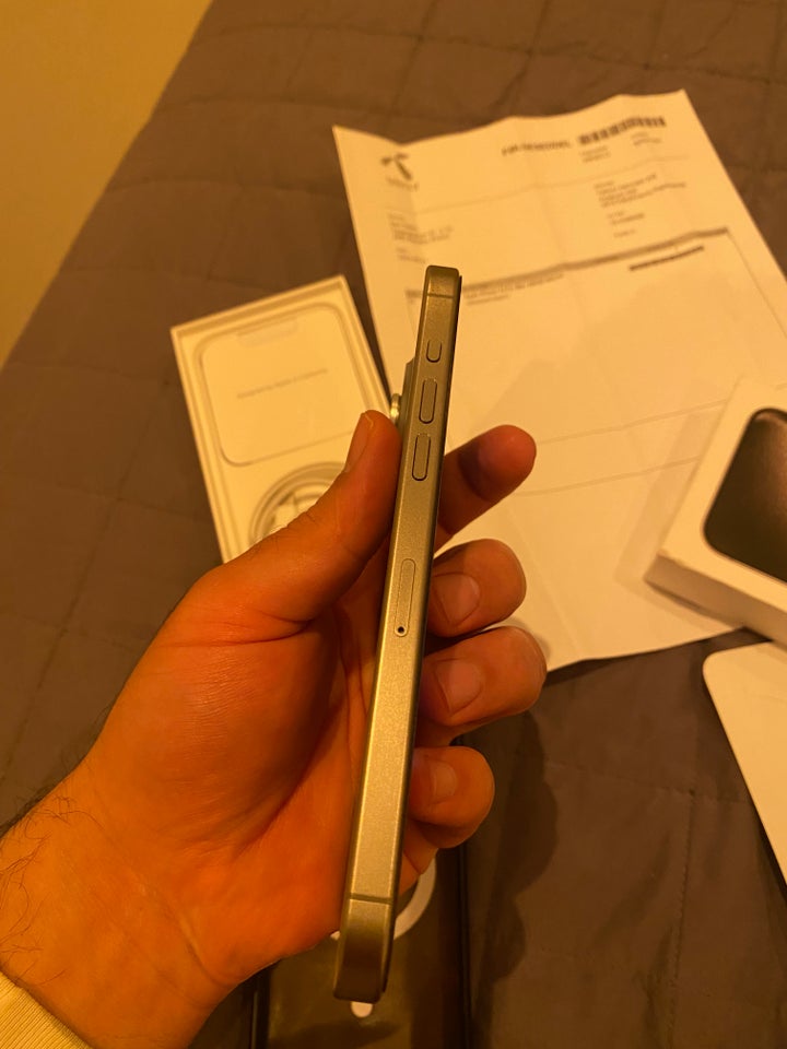 iPhone 15 Pro Max, 256 GB, grå