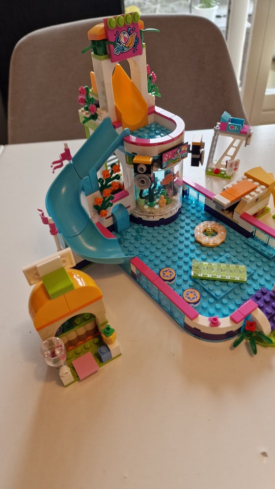 Lego Friends, Heartlake