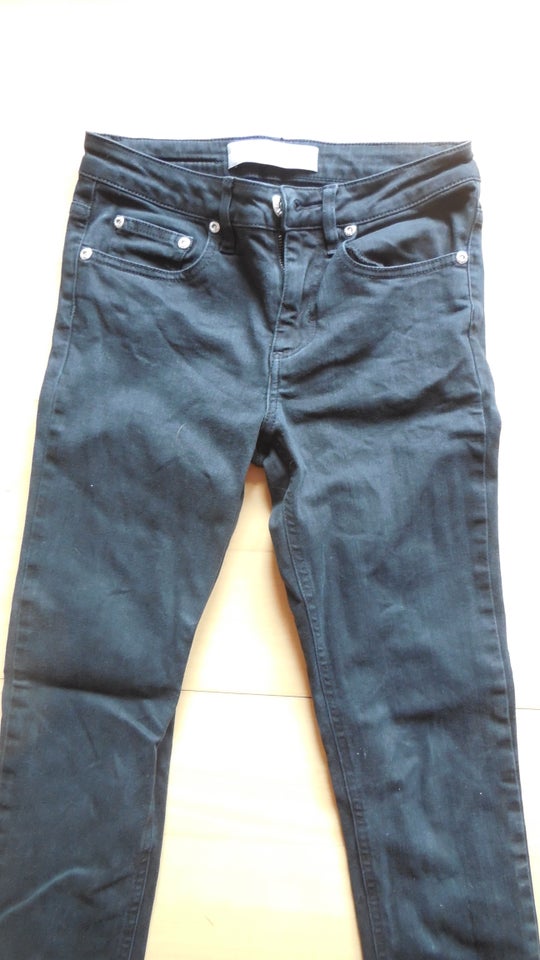 Jeans, Won Hundred, str. 26